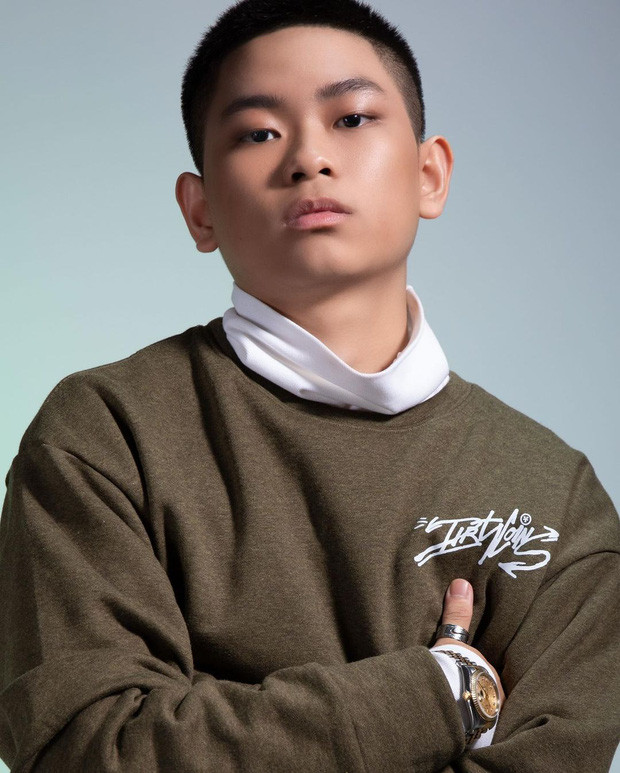 Gia Kỳ theo học trường quốc tế SSIS Nam Sài Gòn, có học phí đắt đỏ lên đến nửa tỷ đồng/năm. Ảnh: Instgram