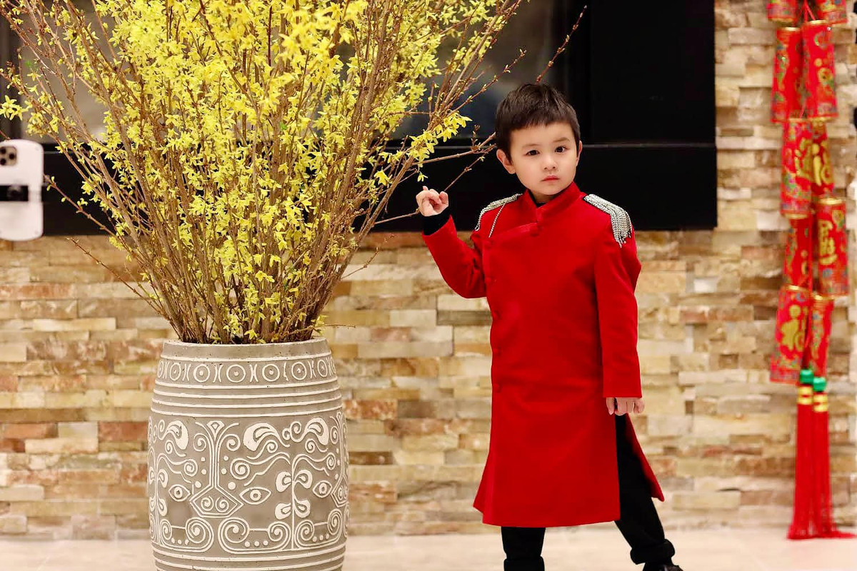 Thủy Tiên từng tiết lộ, ngôi nhà được thiết kế bởi một kiến trúc sư nổi danh tại Hollywood, người đã xây nhà cho Celine Dion.