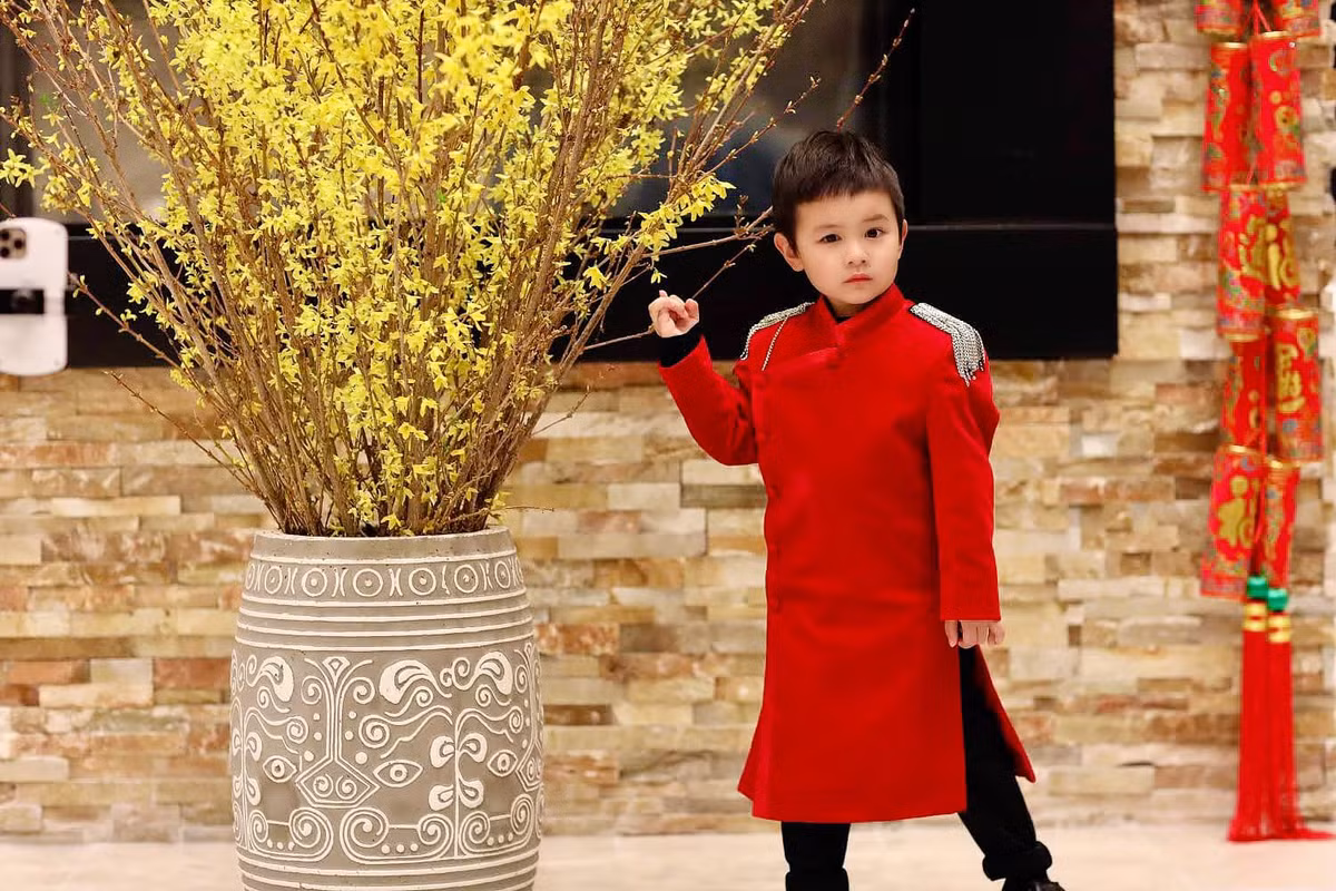 Thủy Tiên từng tiết lộ, ngôi nhà được thiết kế bởi một kiến trúc sư nổi danh tại Hollywood, người đã xây nhà cho Celine Dion.