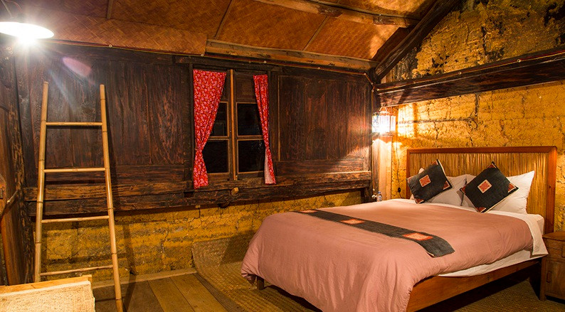 Đặc biệt, nội thất được khéo léo trang trí với những vật dụng hay họa tiết của đồng bào dân tộc mang đến cho du khách những trải nghiệm mới lạ. Ảnh: Đẹp.