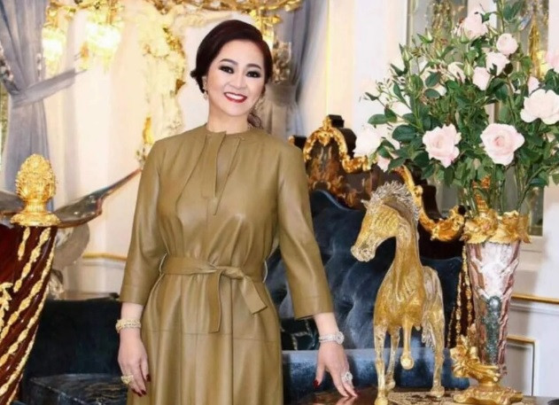 Trong khi đó, đại gia Phương Hằng sống trong căn biệt thự 6 tầng, cao 21m, tổng điện tích sàn lên tới 2400m2. Ảnh: FBNV