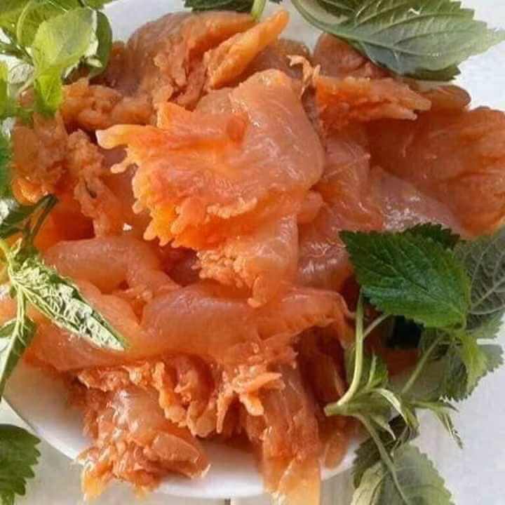 Theo người bán, sứa thường xuất hiện theo mùa từ tháng 3 đến tháng 5 hoặc tháng 7 tùy theo thời tiết mỗi năm.