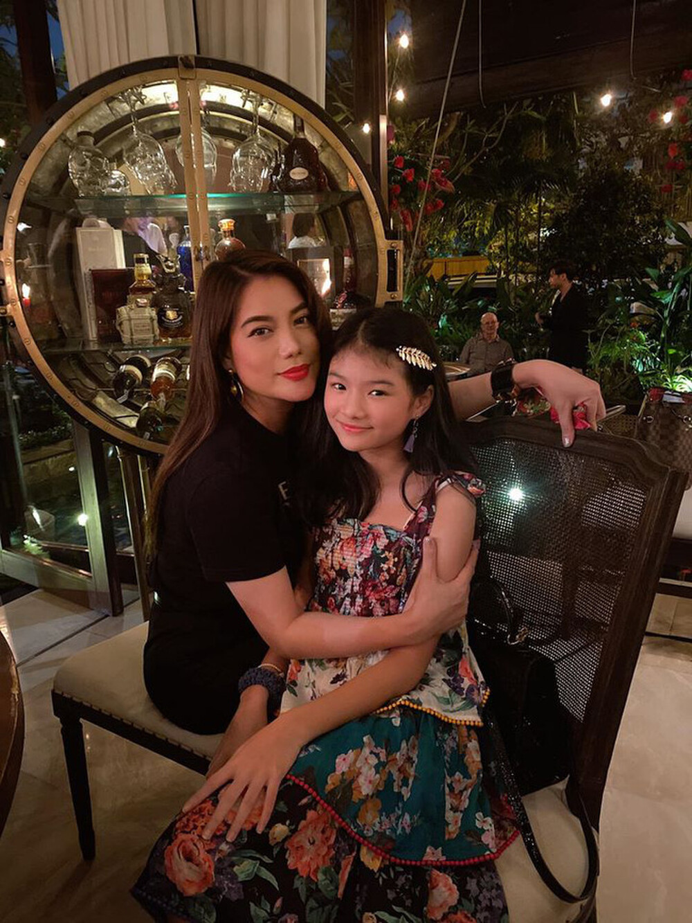 Theo công bố của trường trên trang web chính thức, mức học phí dành cho học sinh lớp 6 như Bảo Tiên là hơn 550 triệu đồng mỗi năm. Tiền học phí cũng tăng dần theo từng lớp học. Ảnh: Saostar