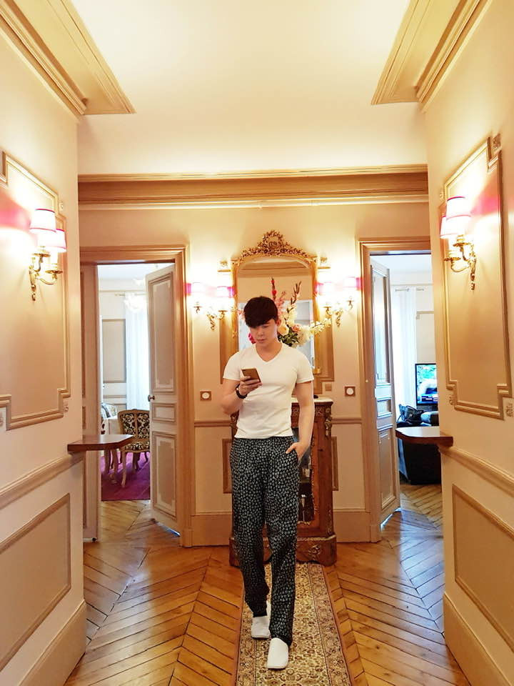 Nathan Lee dành riêng một căn hộ rộng hơn 300m2 để làm nơi nghỉ dưỡng mỗi khi về Pháp