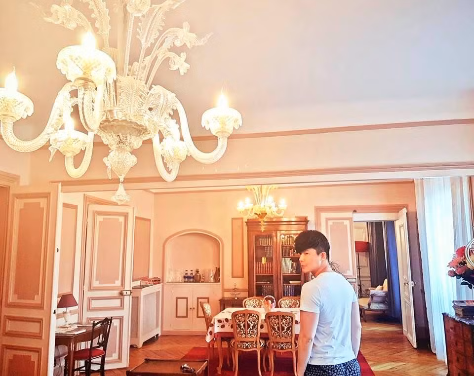 Nam ca sĩ Nathan Lee cho biết, 3,8 triệu Euro chỉ là định mức giá của căn hộ rẻ nhất.