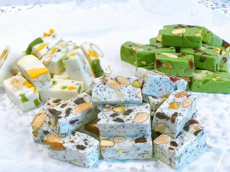 Giá loại kẹo này dao động từ 600.000-800.000 đồng/kg tùy loại như nougat café, nougat xoài, nougat bạc hà...