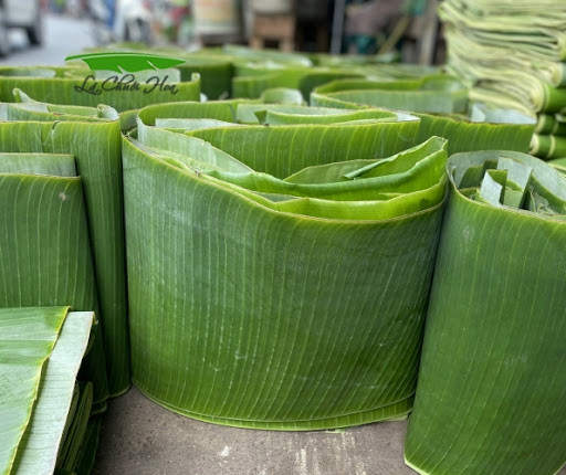 Tuy nhiên, trên thế giới lá chuối được tận dụng để làm ra các sản phẩm hữu ích và giá bán không hề rẻ.