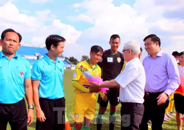 Ong Nguyen Van Loi giu chuc Bi thu Tinh uy Binh Duong-Hinh-2