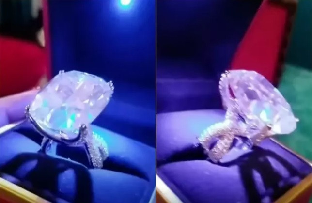 Được biết, bà Phương Hằng quyết định sau này khi đã lớn tuổi, số kim cương sẽ được bà đi quyên góp toàn bộ cho quỹ từ thiện của mình. Ảnh: Vietnamnet