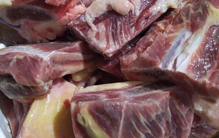 Vì vậy, người tiêu dùng cần cẩn trọng với những lời quảng cáo tươi, ngon, rẻ trên mạng. Ảnh: Facebook