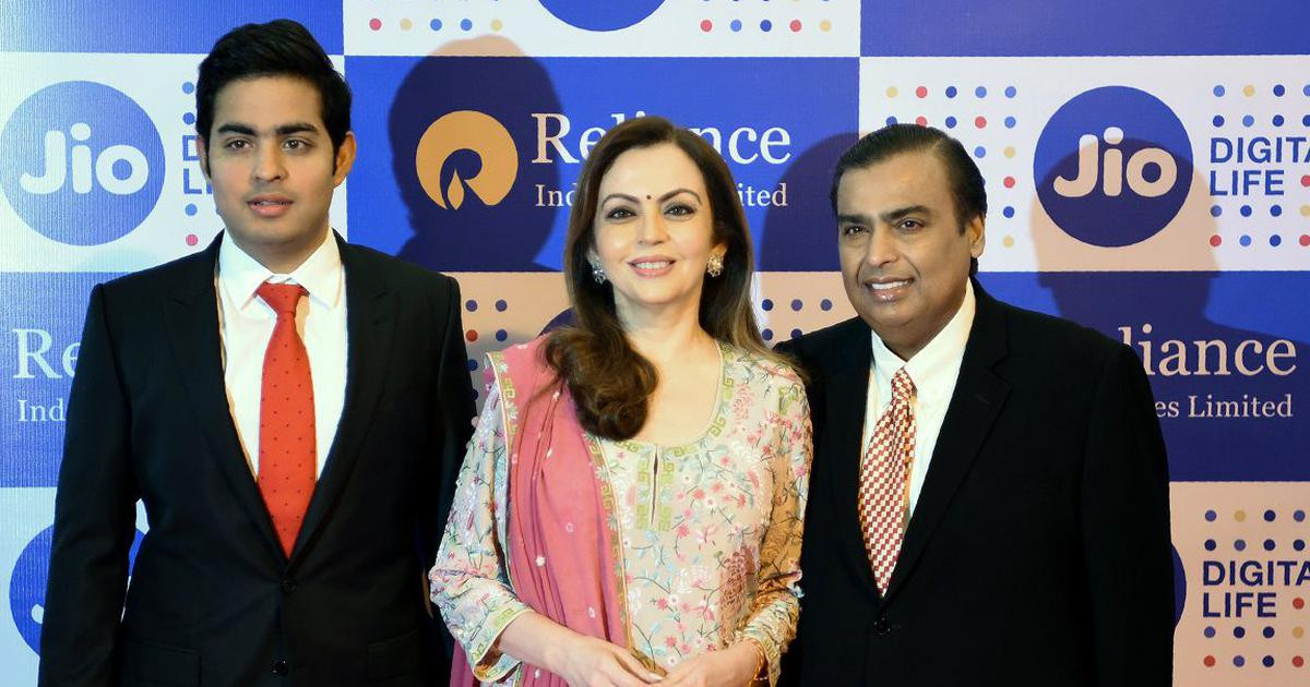 Dù lớn hay nhỏ, con trai hay con gái nhà Ambani nếu đi ra ngoài đều phải có mặt ở nhà đúng giờ. Ảnh: Getty Image