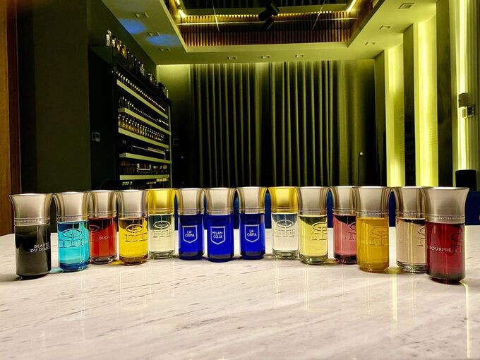 Những chai nước hoa Les Liquides Imaginaires có trong bộ sưu tập nước hoa của Trấn Thành giá khoảng 8 triệu đồng/chai. Ảnh: Ngoisao