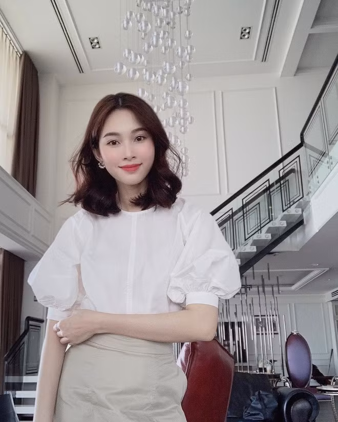 Cuoc song nhu “ba hoang” cua cac nang hau lam dau hao mon