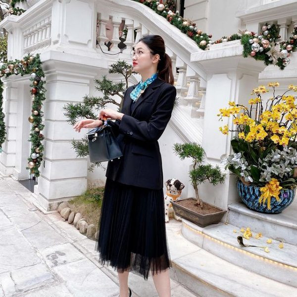 Biệt thự nhà người đẹp có thợ trang trí theo từng mùa lễ hội trong năm. Ảnh: Facebook