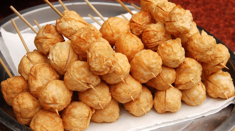 Điều đáng lo ngại là các món viên sẵn được nhập theo số lượng lớn, bao bì không ghi rõ nguồn gốc, xuất xứ rõ ràng, rất nguy hại đến người dùng.