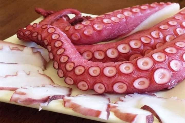 Trong khi đó, một đơn vị nhập khẩu và phân phối bạch tuộc Nhật Bản tại thị trường Việt Nam tiết lộ, bạch tuộc Nhật được bán khá phổ biến nhưng hàng đảm bảo thì không nhiều. Ảnh: Facebook