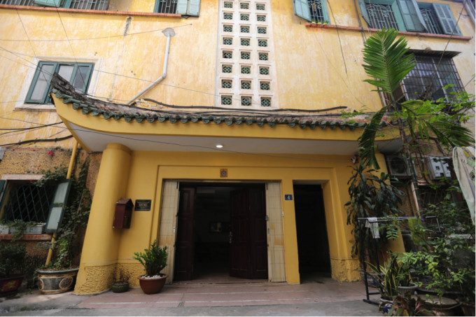 Dinh thự vua Bảo Đại có kiến trúc hết sức độc đáo, kết hợp văn hóa phương Đông và phương Tây. Ảnh: Công luận.