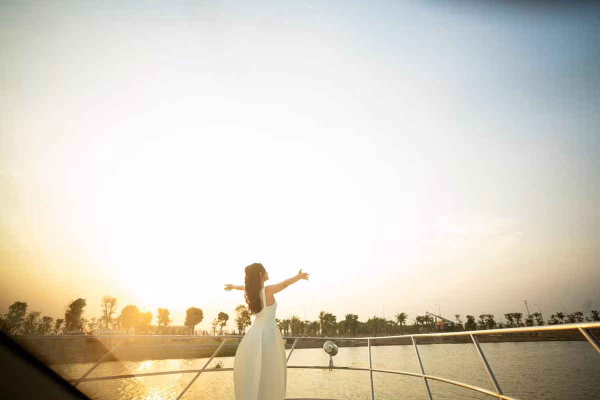 Phạm Quỳnh Anh - Quang Huy từng được ngưỡng mộ bởi có gia đình hạnh phúc. Họ có chung hai cô con gái xinh xắn. Nhưng sau đó, nhiều người bất ngờ khi cặp đôi ly hôn trong tiếc nuối. Nguồn ảnh: FBNV.