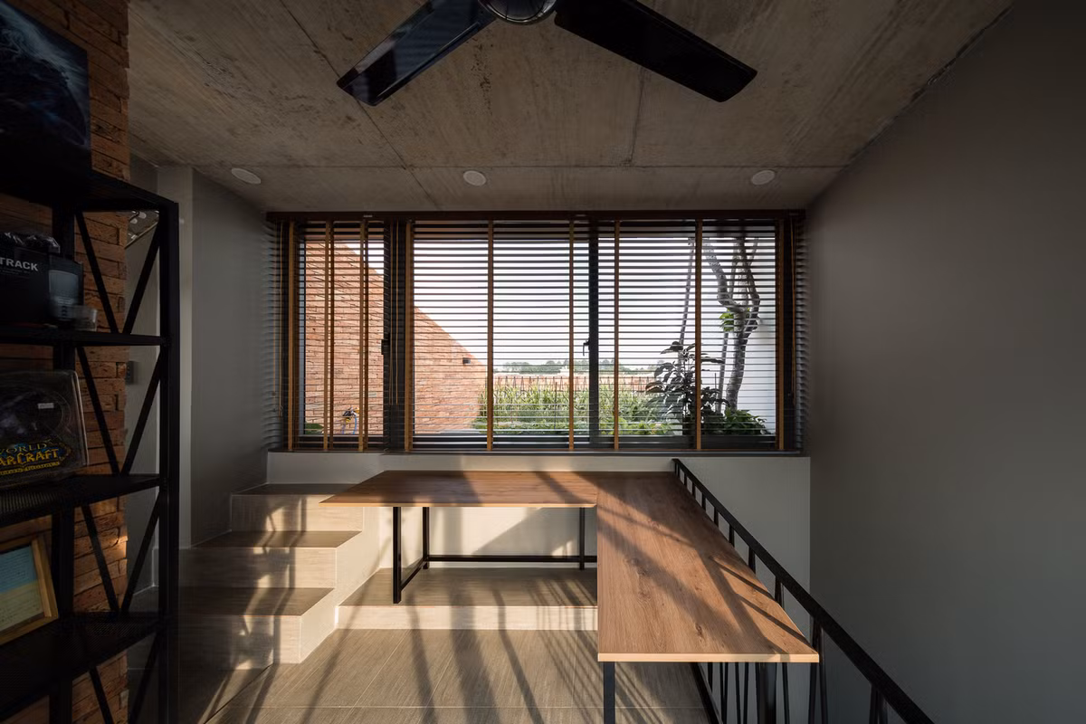 Không gian trong nhà ngập nắng. Nguồn ảnh: Quang Tran.