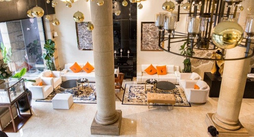 Căn biệt thự của gia đình Gia Kỳ có 5 tầng, toạ lạc ở "khu nhà giàu" Phú Mỹ Hưng, quận 7 trên một con đường rất rộng rãi. Ảnh: Doanh nghiệp &amp; tiếp thị.