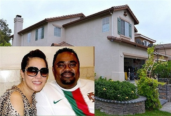 Dũng Taylor - Thu Phương là cặp vợ chồng nổi tiếng "giàu có" tại hải ngoại. Vợ chồng Dũng Taylor sống trong một căn biệt thự có giá trị lên tới hàng triệu đô tại thành phố Irvine, California (Mỹ). Ảnh: VTC.