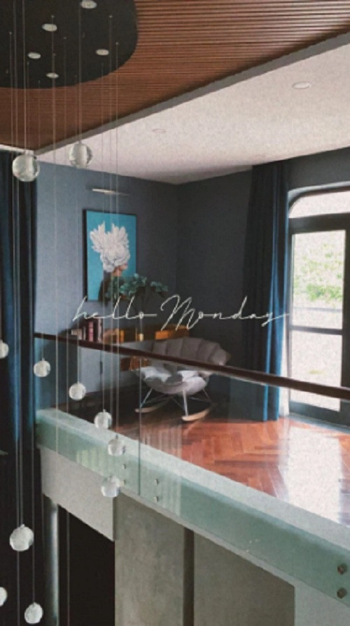 Trên tầng 2 còn thiết kế một khoảng để thư giãn.