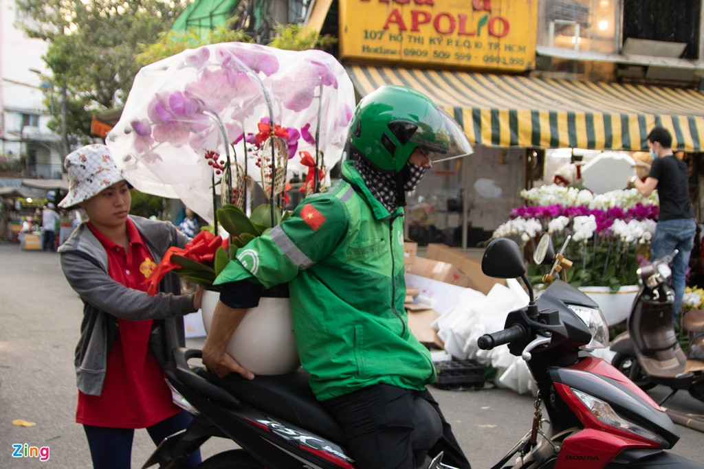 Ở lại TP.HCM làm việc xuyên Tết để nhận lương nhân 3 - Hình 3 O lai TP.HCM lam viec xuyen Tet de nhan luong nhan 3-Hinh-3