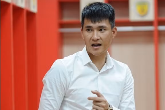 Không chỉ vậy, Công Vinh còn có duyên mát tay đầu tư đất đai bất động sản lên giá toàn lãi gấp 5-6 lần...Ảnh: Thethao247