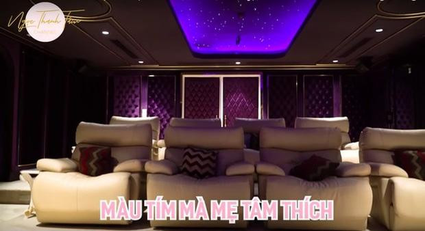 Phòng giải trí với những thiết bị hiện đại. Ảnh: Dân Việt