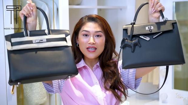 Bên cạnh đó, Ngọc Thanh Tâm thường xuyên đăng clip đập hộp hàng hiệu có tổng giá trị hàng tỷ đồng. Ảnh: Chụp màn hình