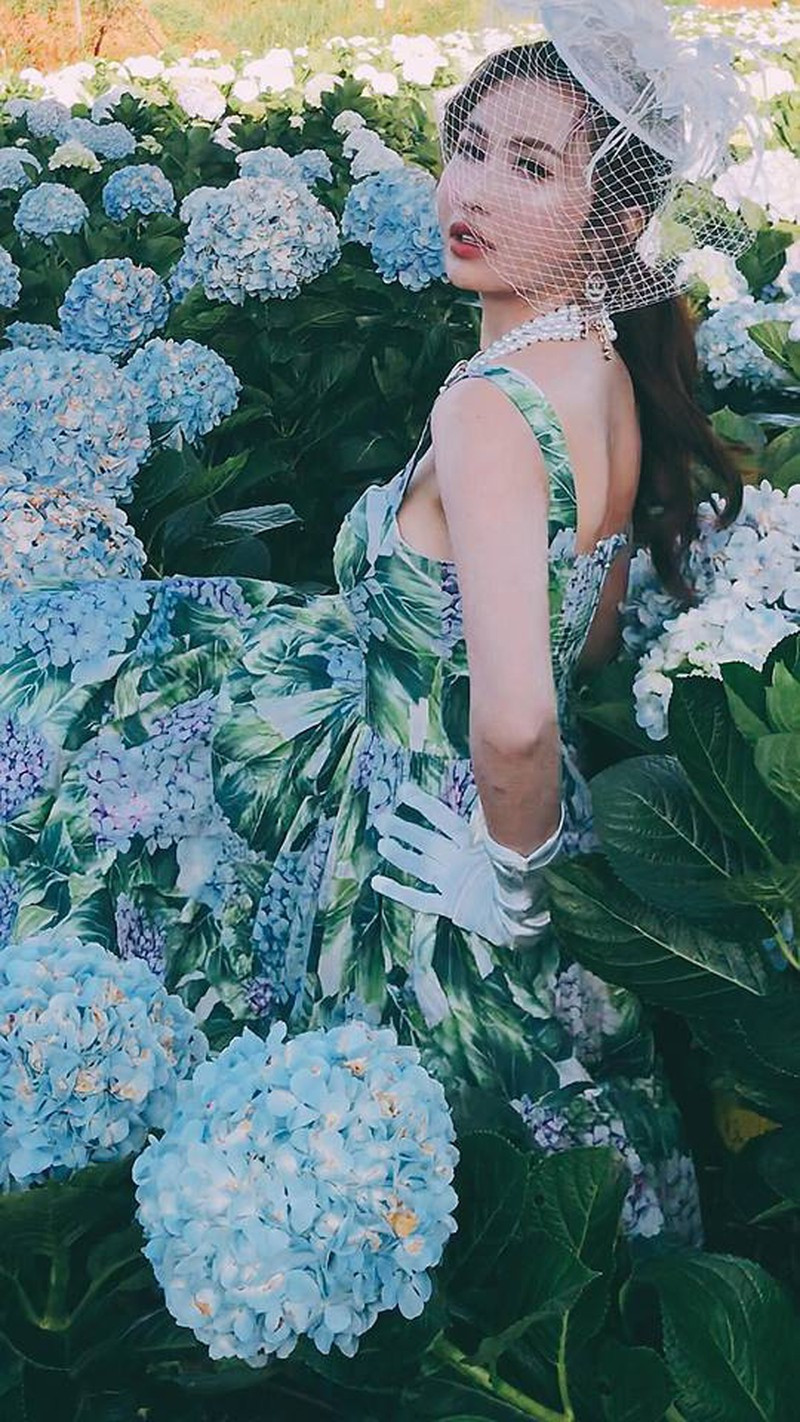 Người đẹp sở hữu kho đồ xa xỉ có thể gọi vượt mặt nhiều mỹ nhân Việt.