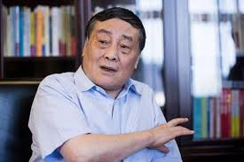 Zong Qinghou không chỉ chỉ ăn ba bữa một ngày mà còn rất giản dị, ngay cả khi đi công tác.