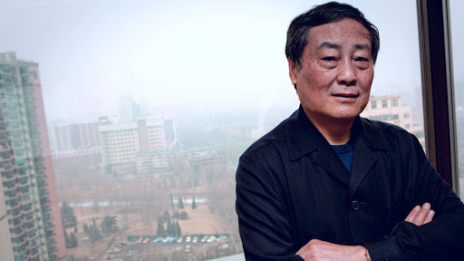 Hiện, tỷ phú Zong Qinghou sở hữu khối tài sản 8,8 tỷ USD. Dù vậy, từng có thông tin cho rằng ông chi tiêu tiết kiệm, mỗi tháng chỉ tiêu 500 nhân dân tệ (khoảng 1,6 triệu đồng).