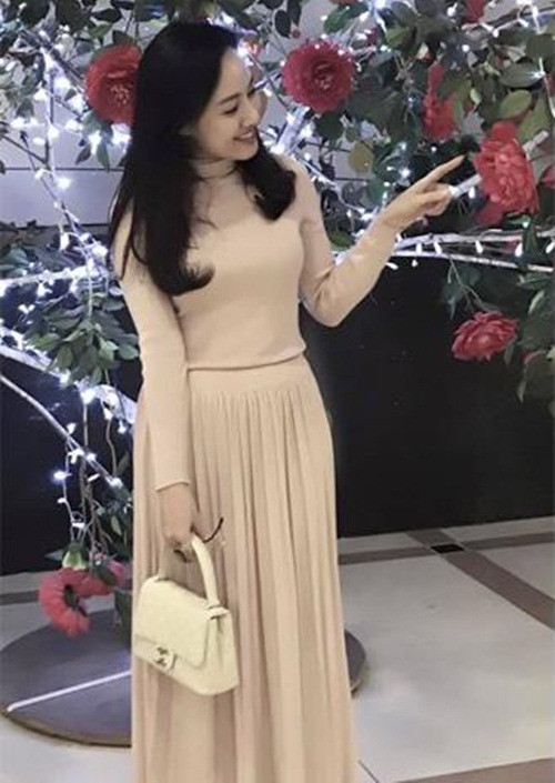 Một chiếc túi Chanel của Hoài Anh có giá hơn 70 triệu đồng. Ảnh: Internet