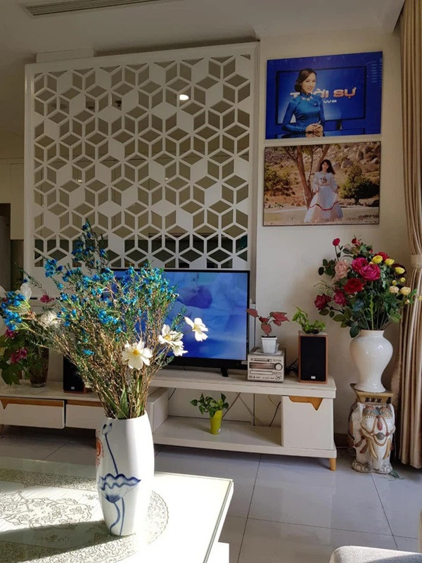 Vách ngăn giúp không gian căn nhà hiện đại hơn. Ảnh: FBNV.