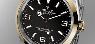 Theo đó, hãng khắc dòng chữ "ROLEXROLEXROLEX" ở mặt trong của khung và thêm số seri ở vị trí 6h. Ảnh: Rolex.