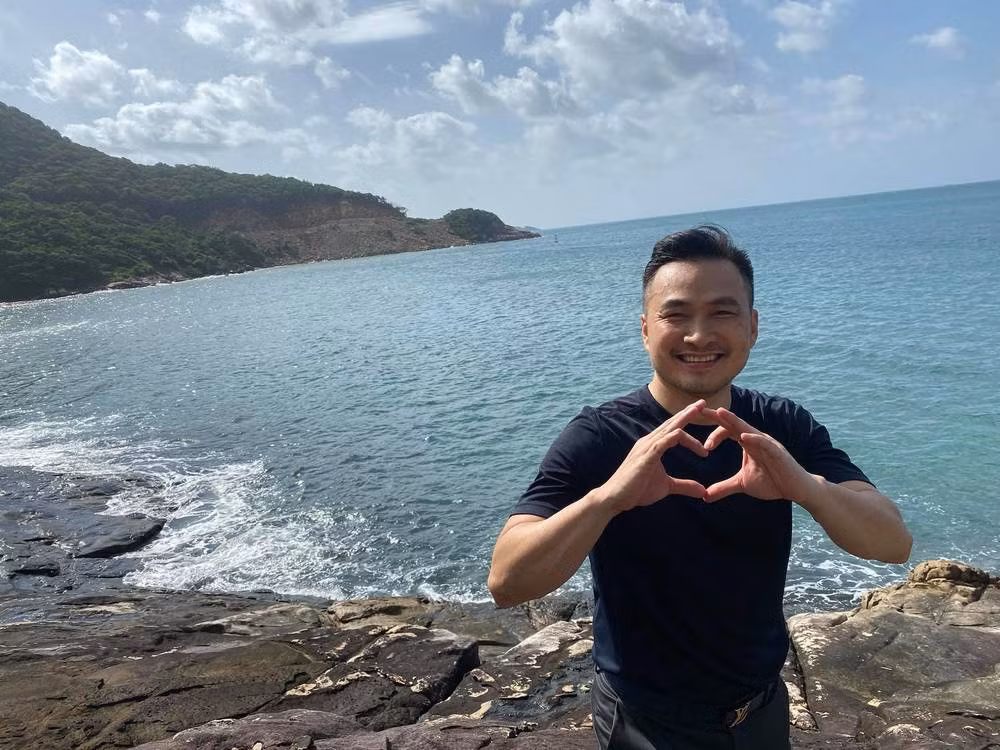 Hiện, Chi Bảo không dành quá nhiều thời gian cho phim ảnh mà thay vào đó, anh tập trung thêm cho công việc kinh doanh. Ảnh: FBNV