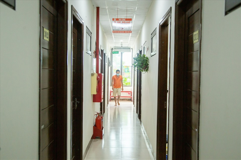 Bình thường, mỗi căn phòng như thế này được cho thuê với giá 3 - 4 triệu đồng/tháng. Ảnh: Lao động
