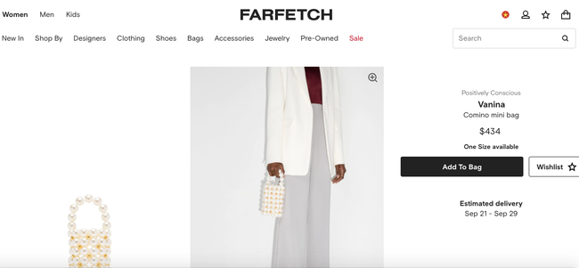 Trong khi đó, trên một trang bán hàng trực tuyến quốc tế, chiếc túi này có giá 434 USD (khoảng gần 10 triệu đồng). Ảnh chụp màn hình