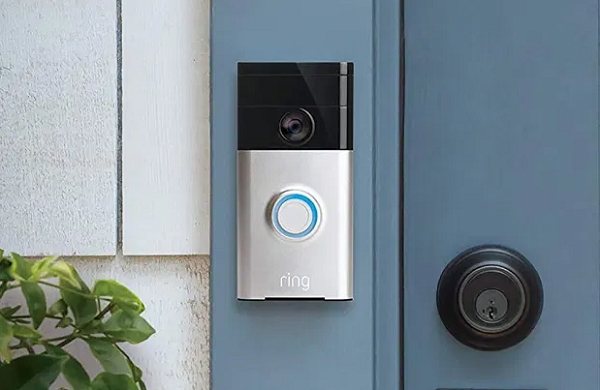 Cat cong che day chuyen ngoai tinh, nu canh sat van bi chong phat hien