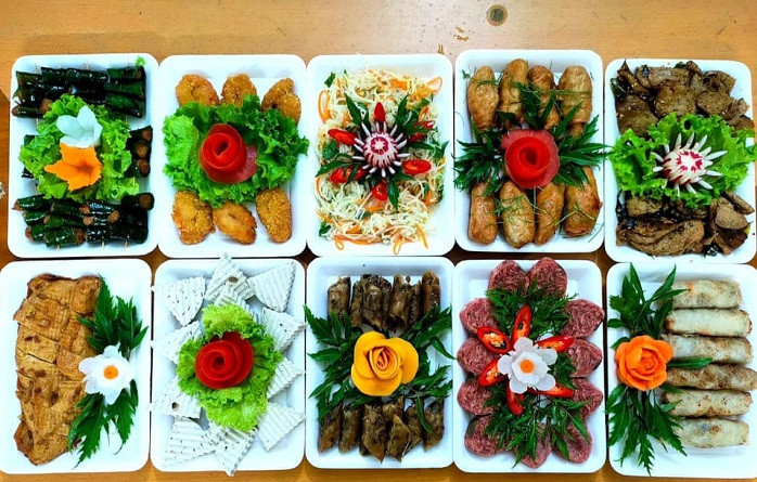 Dich vu dat mam co cung Ram Thang Gieng dep mat... gia sao?-Hinh-2