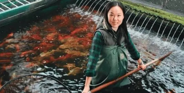 Bỏ học đi nuôi cá, bán 1 con cá thu về 46 tỷ Bo hoc di nuoi ca, ban 1 con ca thu ve 46 ty