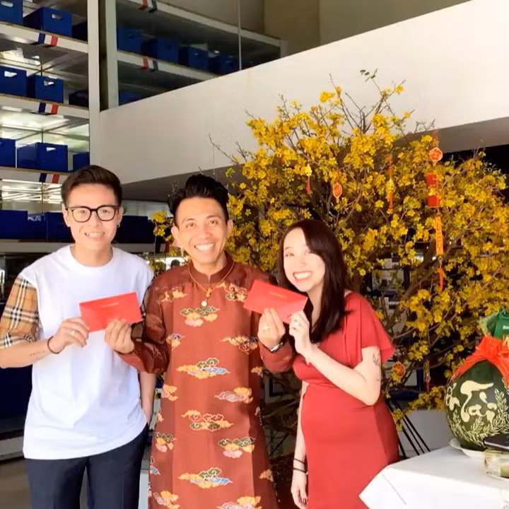 Năm ngoái, ái nữ nhà đại gia Minh Nhựa đón Tết vui vẻ và ấm áp bên gia đình.