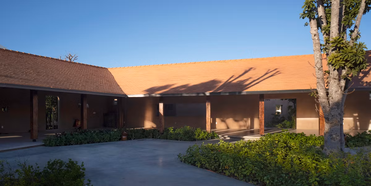 Sân trong cũng là nơi diễn ra các hoạt động đa dạng và linh hoạt.