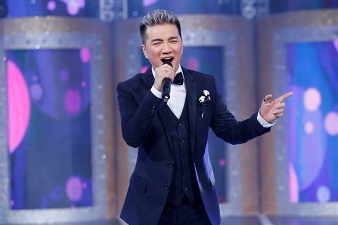 Can canh 3 can nha cuc sang trong cua Dam Vinh Hung