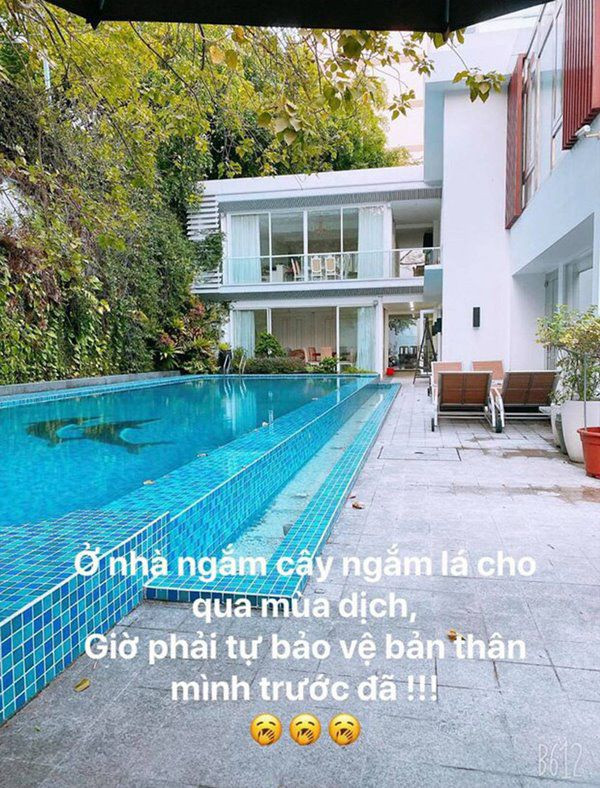 Phan Thành là thiếu gia nổi tiếng bậc nhất Sài thành với bộ sưu tập siêu xe có giá trị lên tới cả trăm tỷ đồng. Trong một số bức ảnh, thiếu gia 8X này cũng để lộ một phần không gian sống sang trọng của mình. Ảnh: FBNV