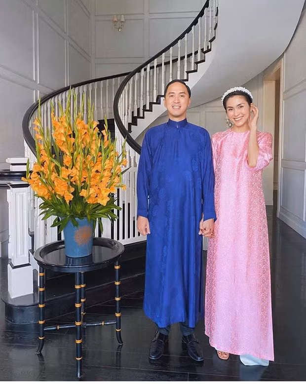 Cầu thang uốn lượn đẹp mắt. Ảnh: FBNV