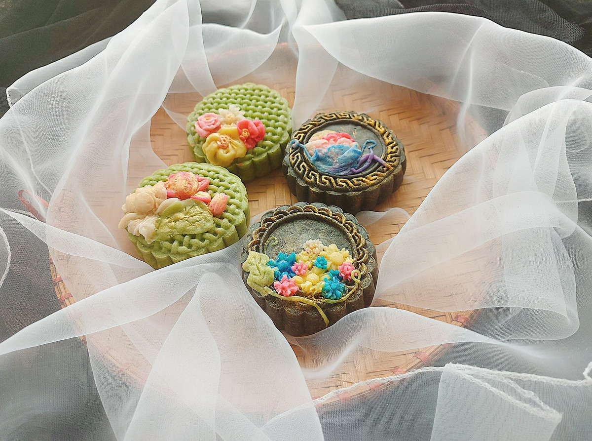 Theo người bán, bánh handmade nên không sử dụng chất bảo quản. Hạn sử dụng chỉ để được 10 ngày đối với bánh nướng. Ảnh: FB Mai Nguyễn