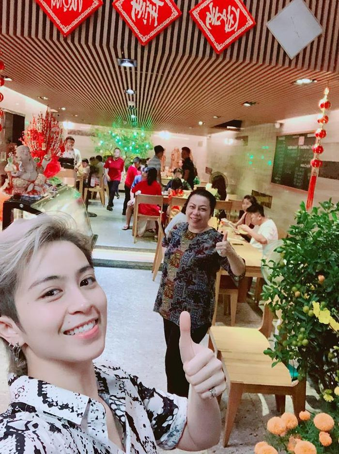 Gia đình Gil Lê nổi tiếng với thương hiệu Hủ tiếu Nam Vang, đắt bậc nhất Sài thành. Một tô hủ tiếu nhà Gil Lê có mức giá lên tới 100.000 đồng. Ảnh: Dân Việt