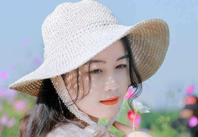 Hanh trinh tro thanh MC, BTV, Tiktoker trieu view cua co nang xu Nghe